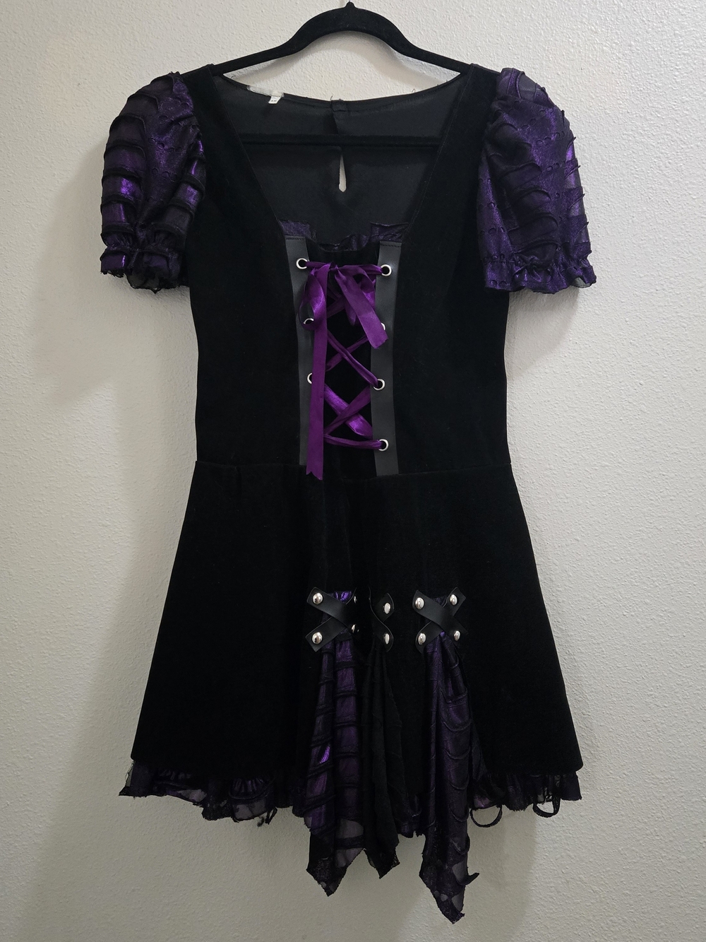Costume Womens Small Medium Pirate Steampunk Goth Fantasy Witch Medieval Purple